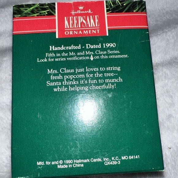 Popcorn Party 1990 Mr & Mrs Claus Santa Hallmark Keepsake Ornament - Picture 2 of 8